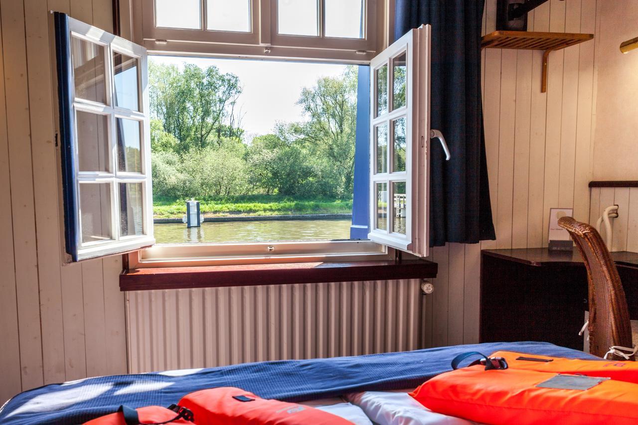 Boat Hotel De Barge Brujas Exterior foto