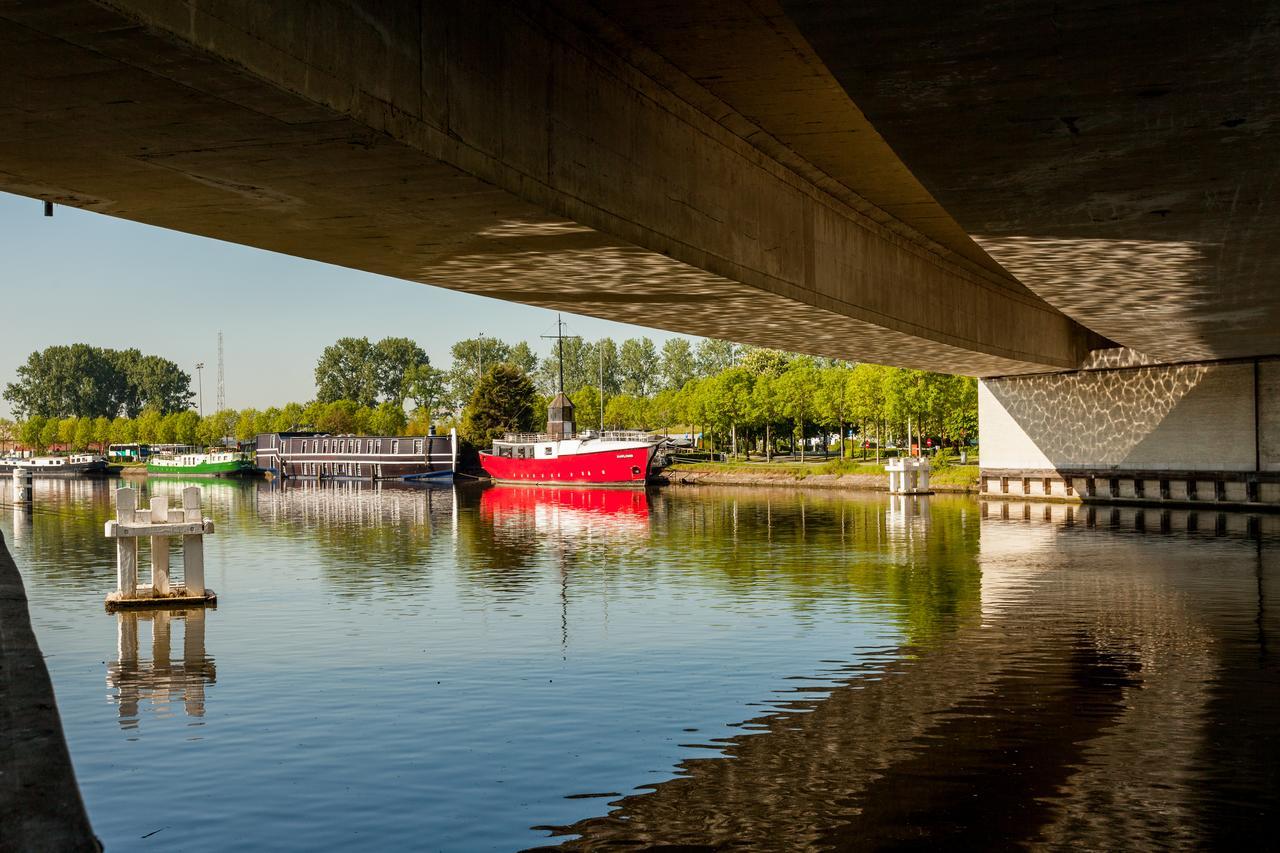 Boat Hotel De Barge Brujas Exterior foto